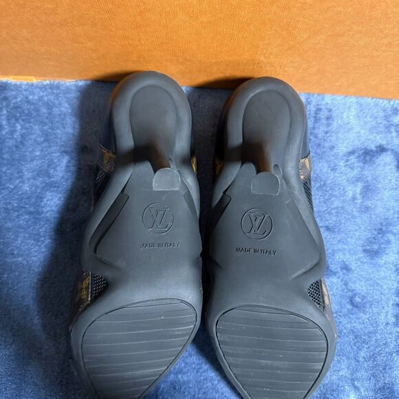 NIB Louis Vuitton Archlight Pump Monogram Stiletto Heel Pointed Toe 38 (US 8) - Picture 5 of 14